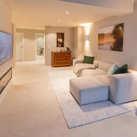 Delta - Exklusives Zwischen & Bodensee