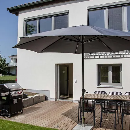 펜션 Delta - Exklusives Zwischen & Bodensee Fussach